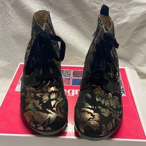 Worn once.Smoke free house.Look new minor scuffs heels regal copper no smell